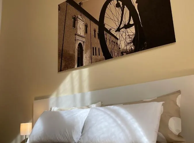 Downtown - In Centro Maison d'hôtes Ferrare